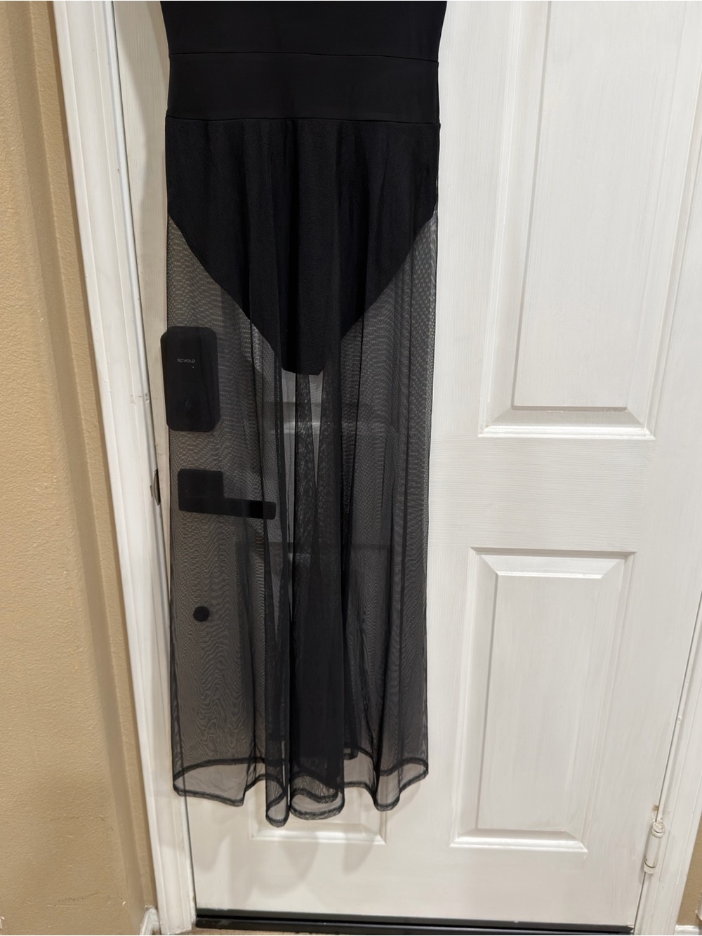 Black Maxi Mesh Overlay Dress - Women - Picture 6 of 8